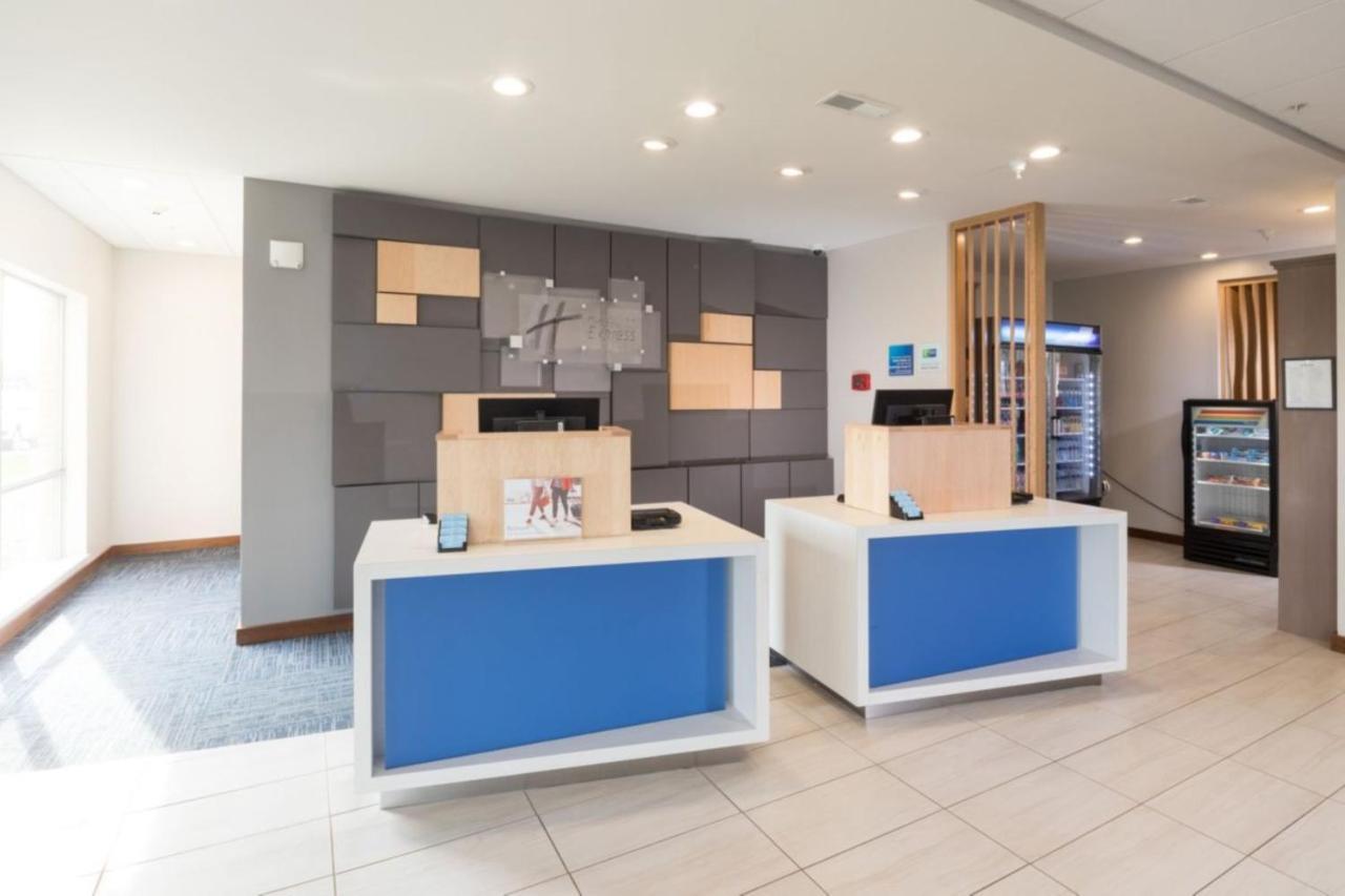 Holiday Inn Express & Suites - Michigan City By Ihg Exteriör bild