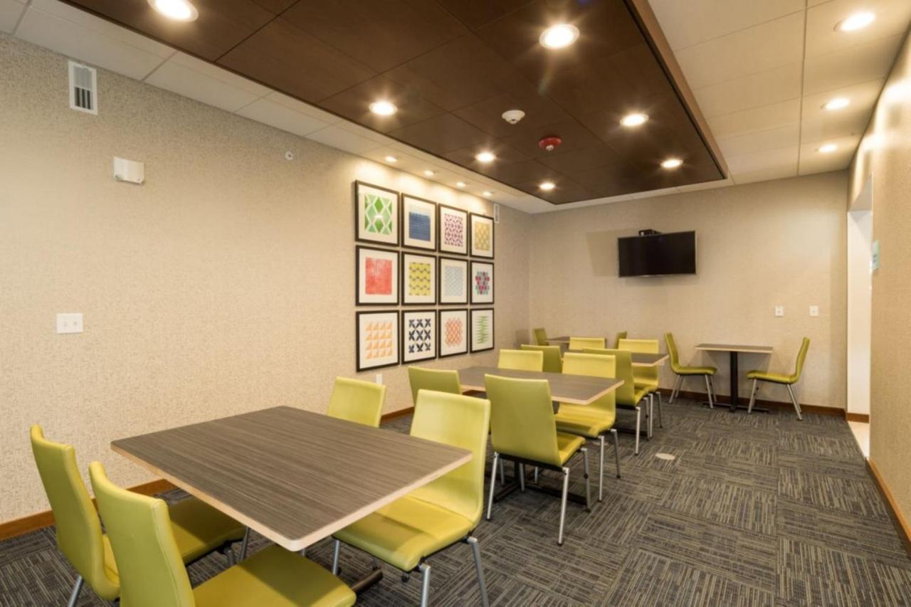 Holiday Inn Express & Suites - Michigan City By Ihg Exteriör bild